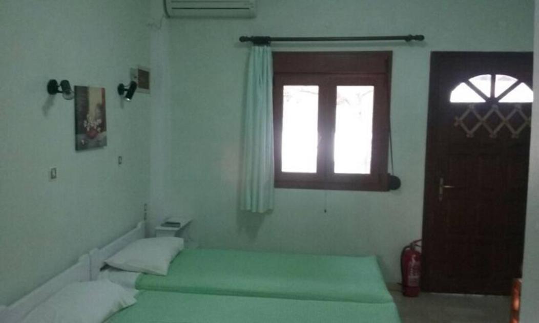 "Patra'S" Apartments Patra Poseidonion Bagian luar foto