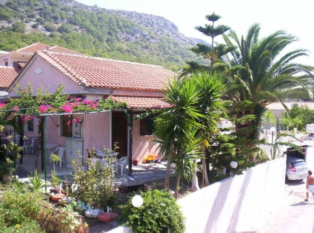 "Patra'S" Apartments Patra Poseidonion Bagian luar foto