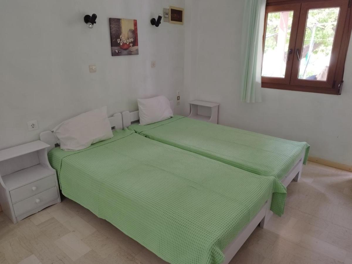 "Patra'S" Apartments Patra Poseidonion Bagian luar foto