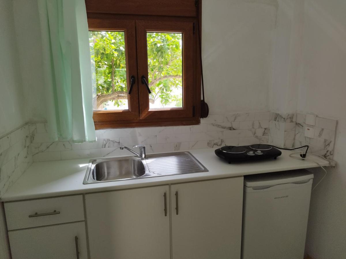 "Patra'S" Apartments Patra Poseidonion Bagian luar foto